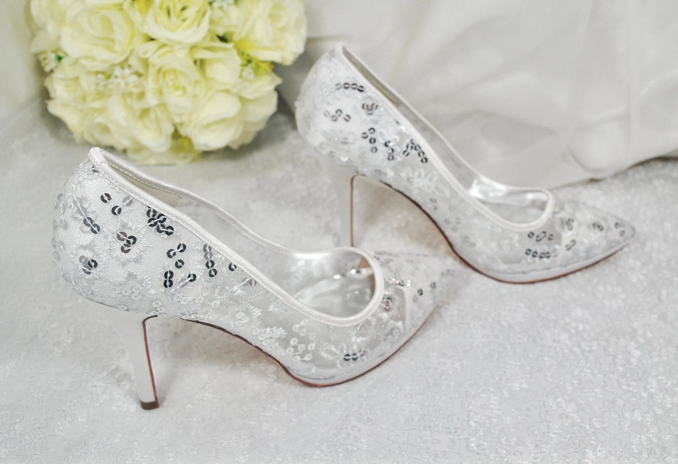 White Lace Bridal Shoes Size UK7/US9